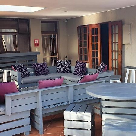 Life Tours & Accommodation Boksburg Exterior foto